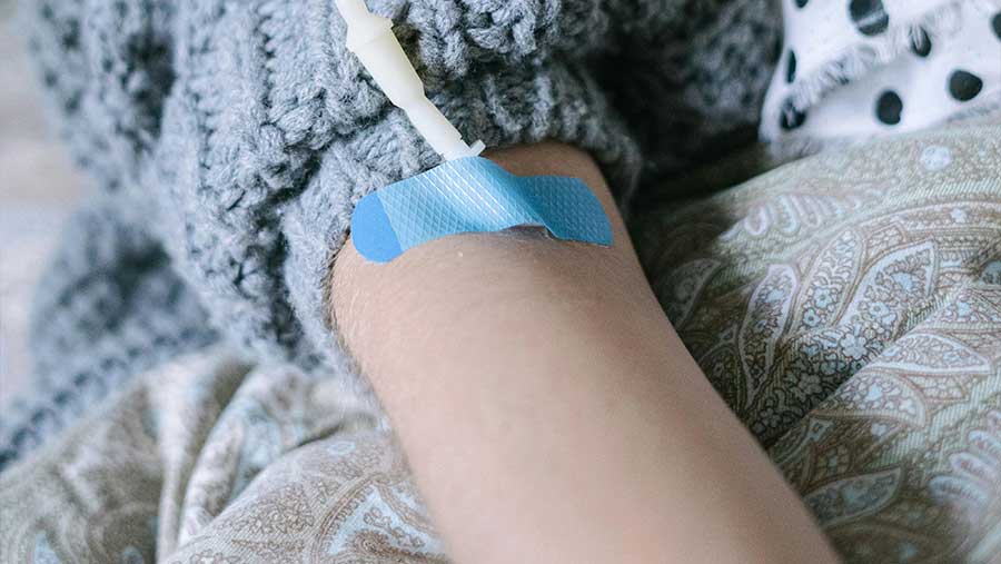 Выполнение процедуры капельницы Золушки быстро и не дорого Выполнение процедуры капельницы Золушки быстро и не дорого